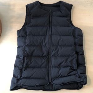 Lululemon ‘Just Enough’ goose down vest
